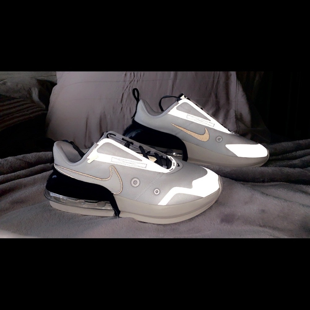 Nike Air Max Up size 7 (W)
